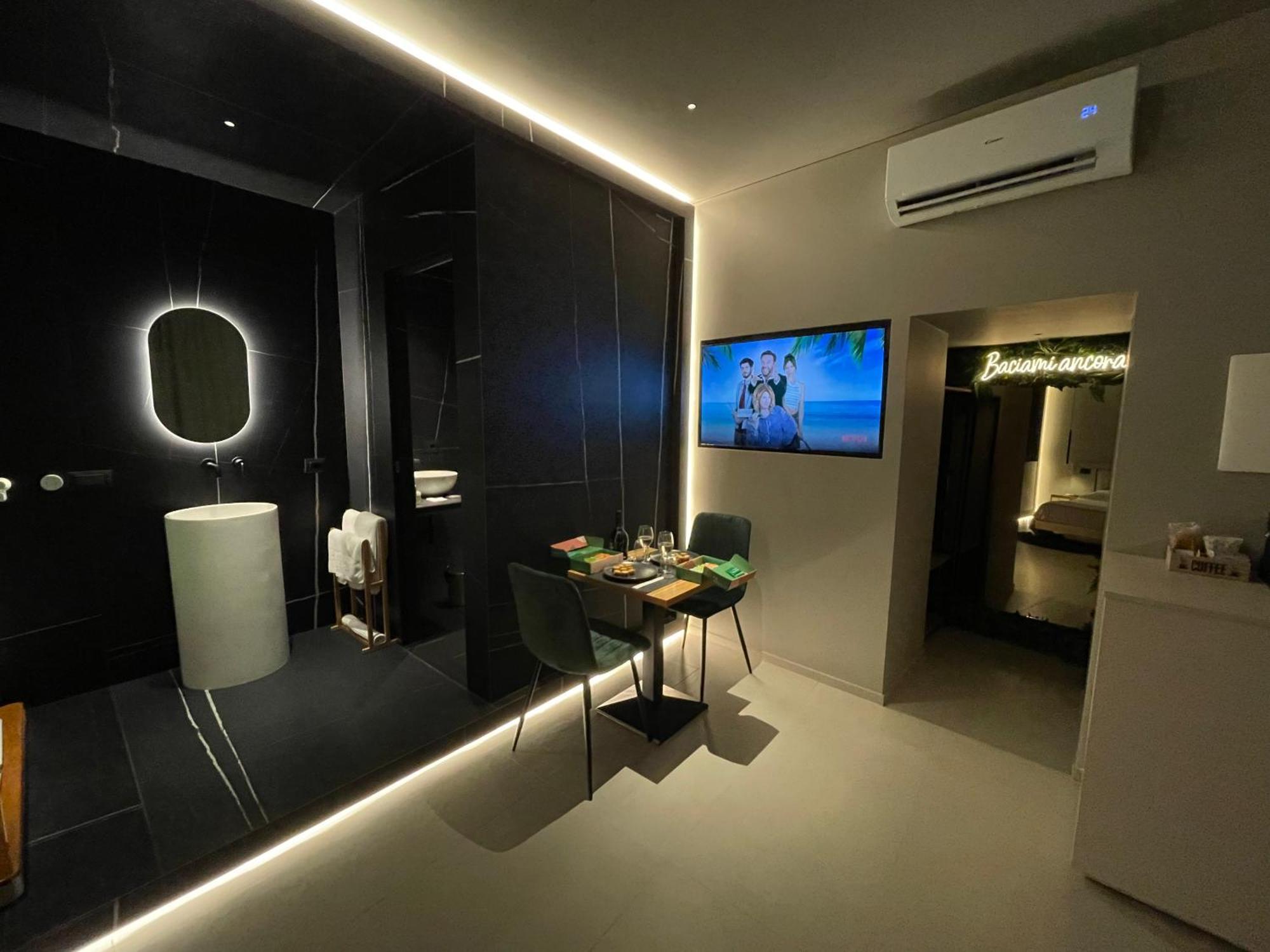 Le Dimore Degli Archi Rooms & Suite Aeroporto di Catania Fontana Rossa Esterno foto